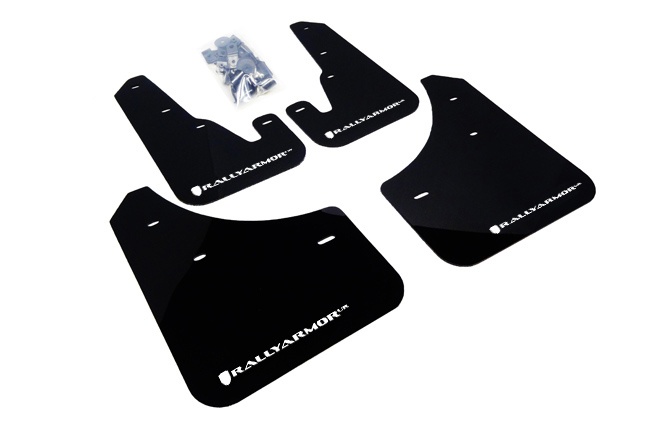 MF9-UR-BLKWH 04-09 Mazda3/Spd3 Svarta Stänkskydd Vit Logo Rally Armor