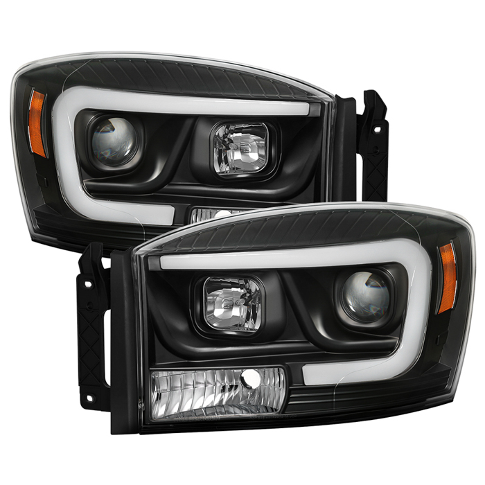 PRO-YD-DR06V2-LB-BK Ram 1500-3500 06-09 Strålkastare Projektor V2 - LED Bar DRL - Svarta Spyder Auto