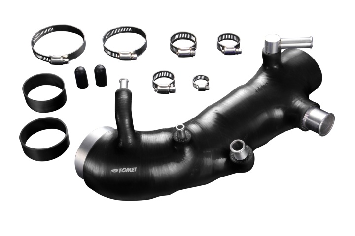 TOM451004 Subaru WRX 02-07 / STI 04-18 GD/GR/GV Turbo Insugsslang Svart TOMEI