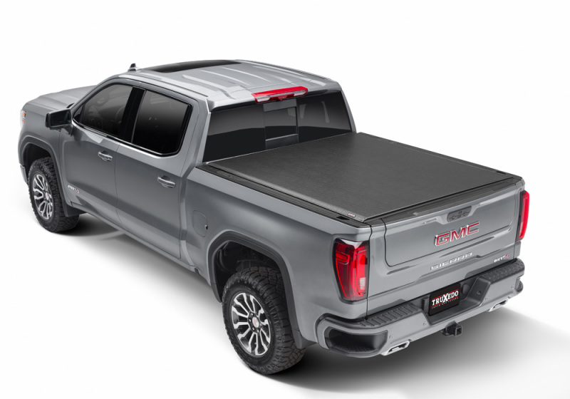 GMC Sierra & Chevrolet Silverado 1500 (New Body) 2019-2020 5ft 8in Lo Pro Flaklock TruXedo i gruppen Välj bilmodell / Chevrolet / Silverado 2019+ hos DDESIGN AB (trx572401)