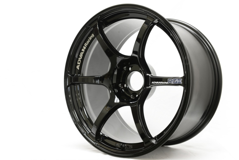 Advan RGIII 17x9,0 +35 5-114,3 Racing Gloss Svart Fälg