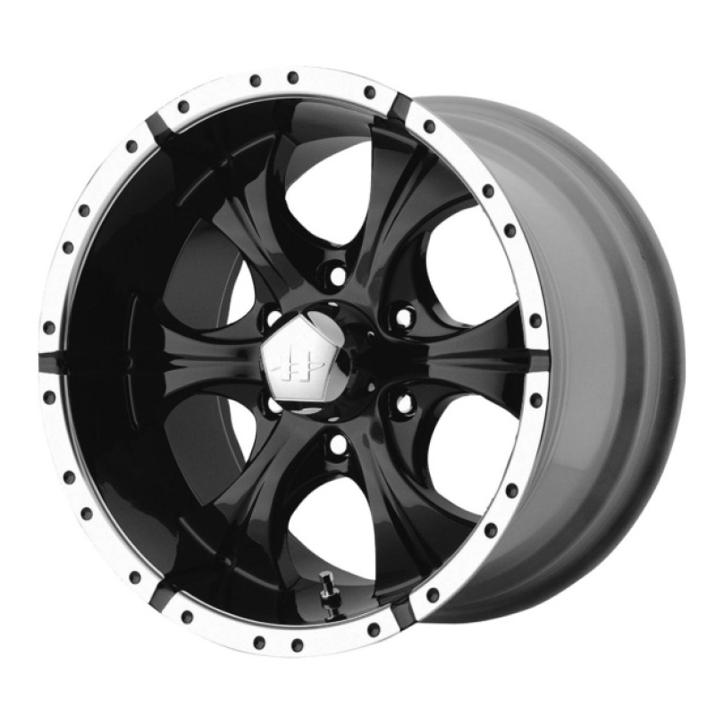 Helo Maxx 18X9 ET18 6X139.7 108.00 Gloss Black Machined Fälg