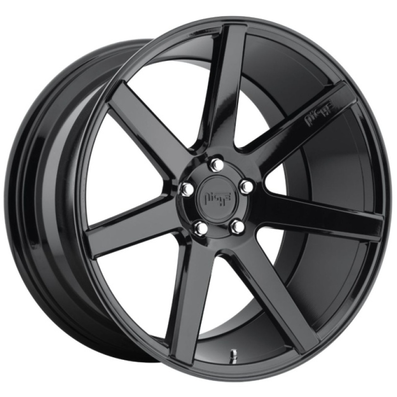 Niche 1PC Verona 18X8 ET40 5x114.3 72.56 Gloss Black Fälg