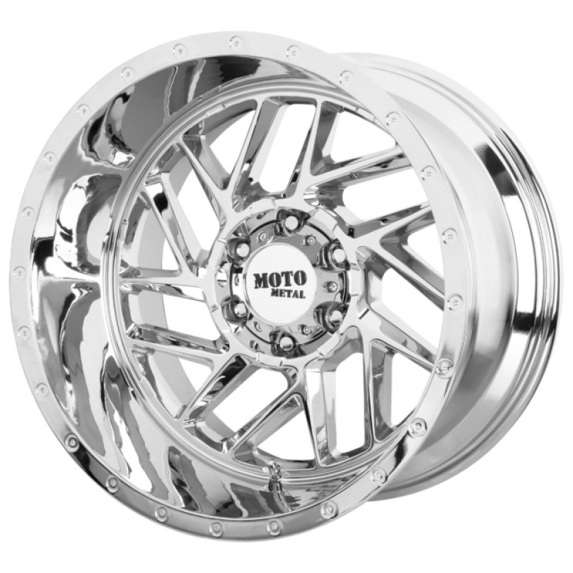 Moto Metal Breakout 20X10 ET-18 5X139.7 78.00 Chrome Fälg